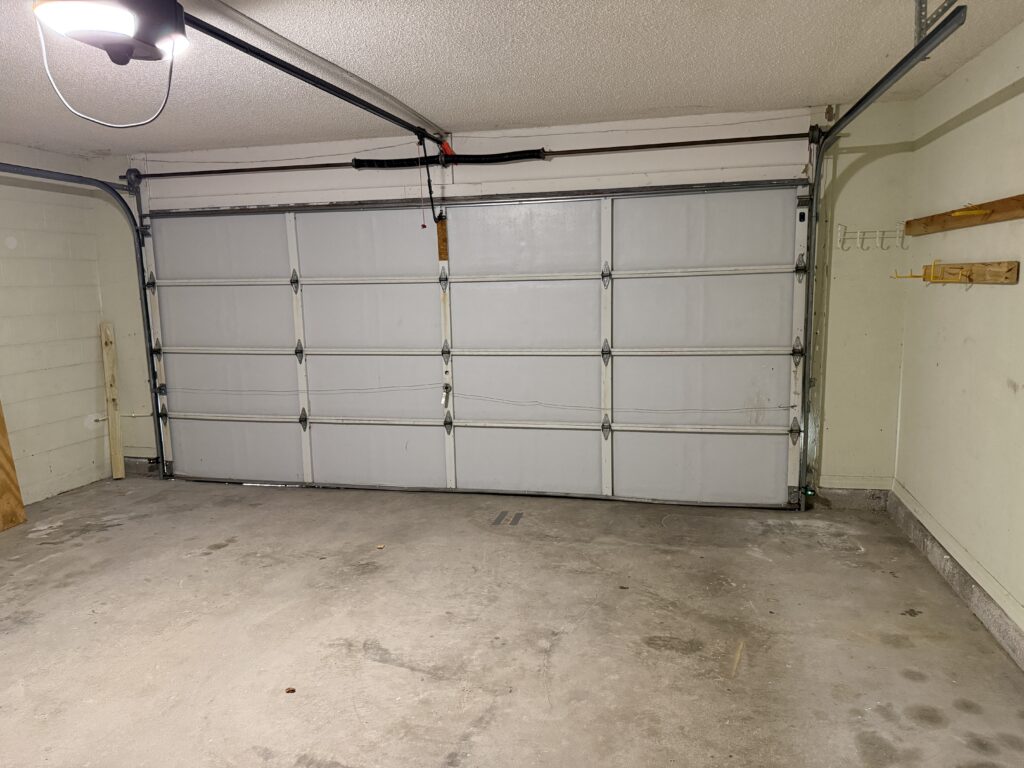 Home Inspection Picture of Garage Door